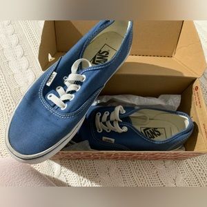 AUTHENTIC vans